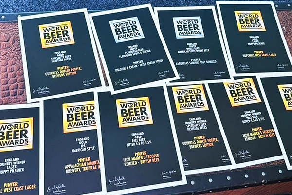 The Results Are Officially In: Pinter Makes The Best Bitter in the World 🏆🍻